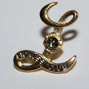 Vintage gold Lioness Club Lapel pin .75"